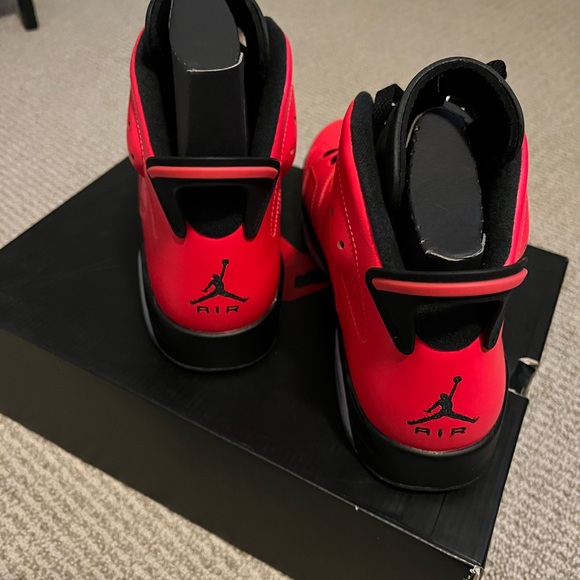 Jordan Retro InfaRed 23 size 9.5 - Picture 5 of 8